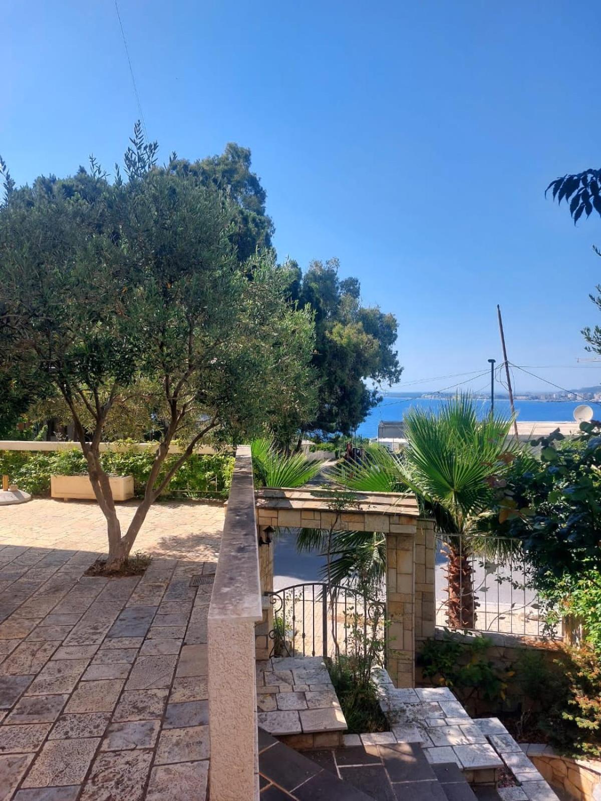 Redsun Apartment Avlonya Dış mekan fotoğraf