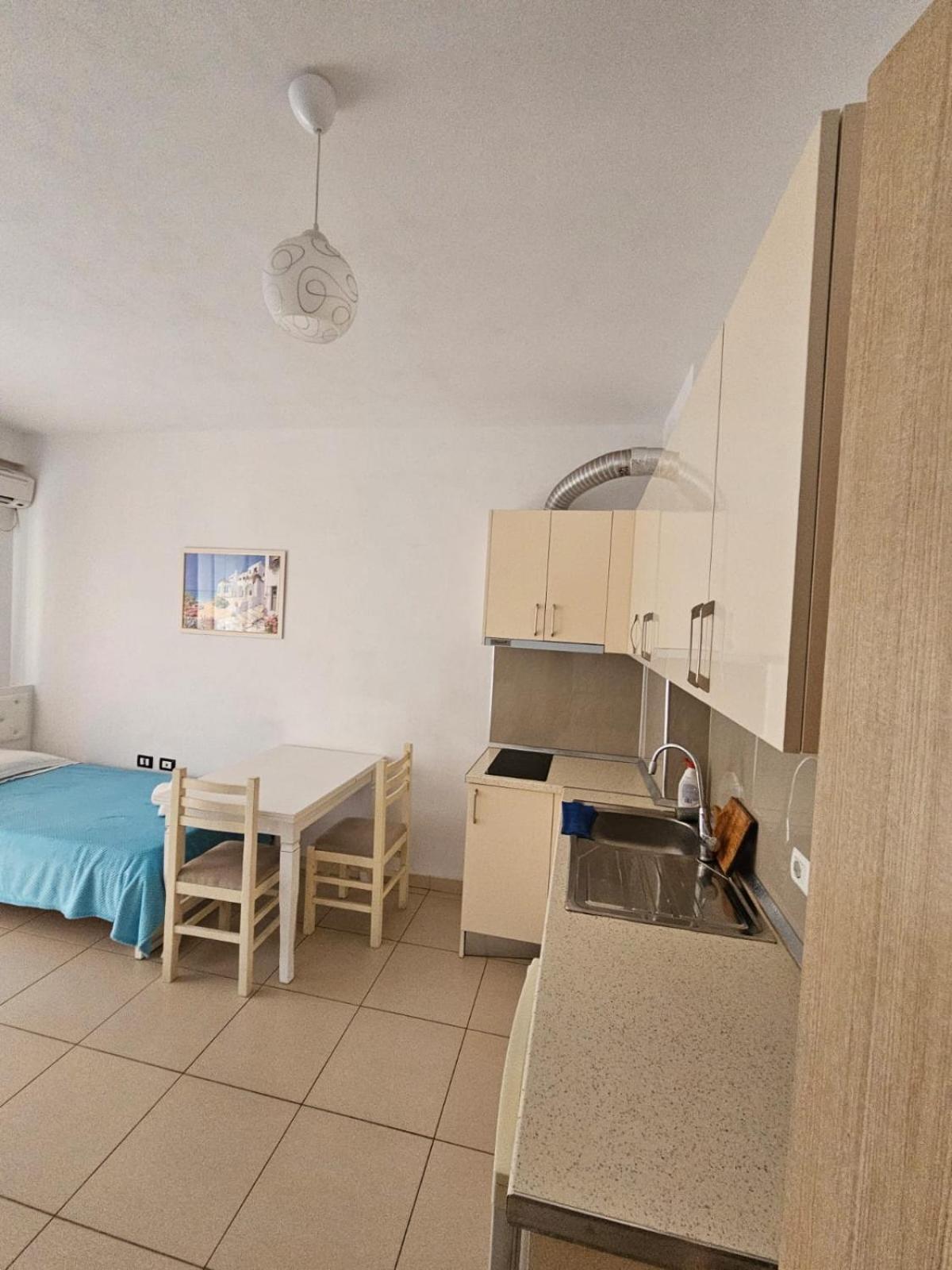 Redsun Apartment Avlonya Dış mekan fotoğraf