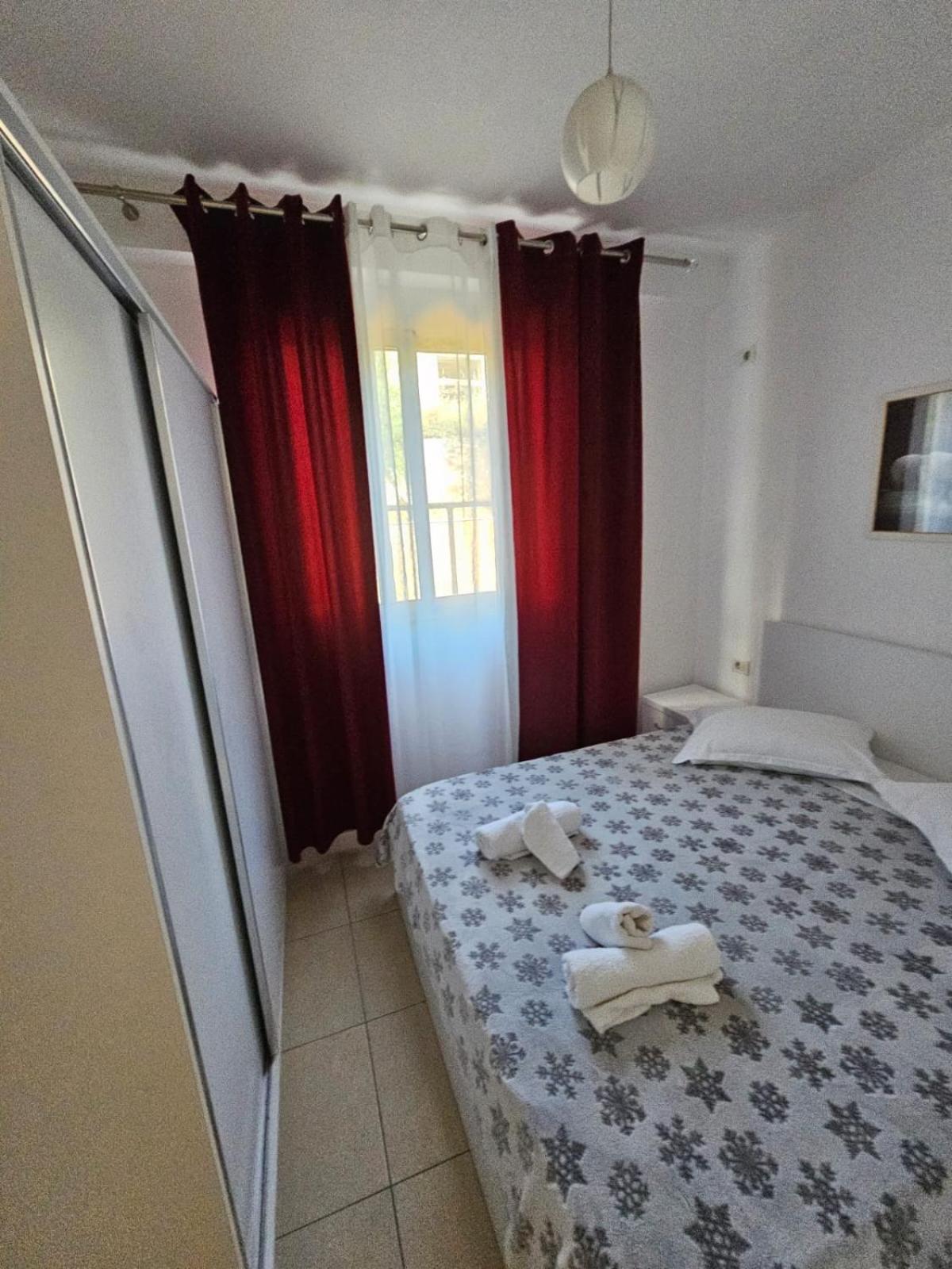 Redsun Apartment Avlonya Dış mekan fotoğraf