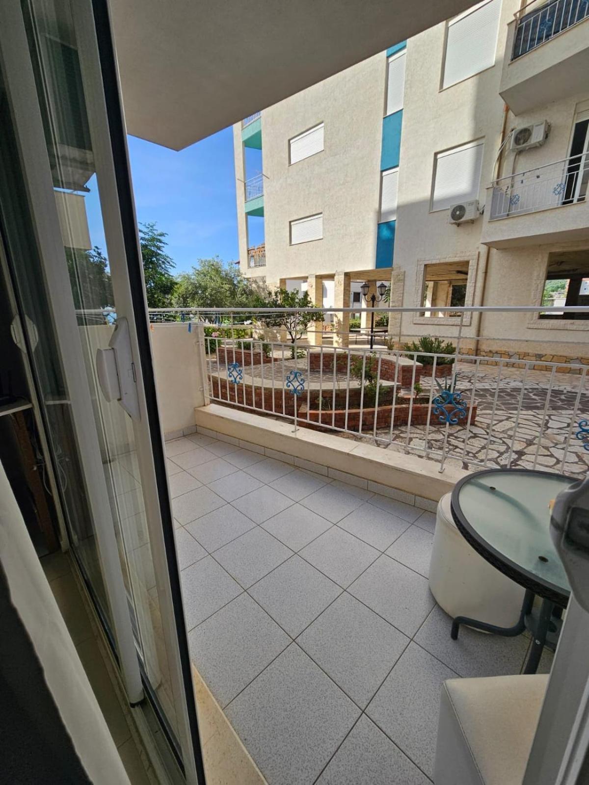 Redsun Apartment Avlonya Dış mekan fotoğraf