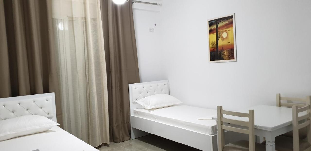 Redsun Apartment Avlonya Dış mekan fotoğraf