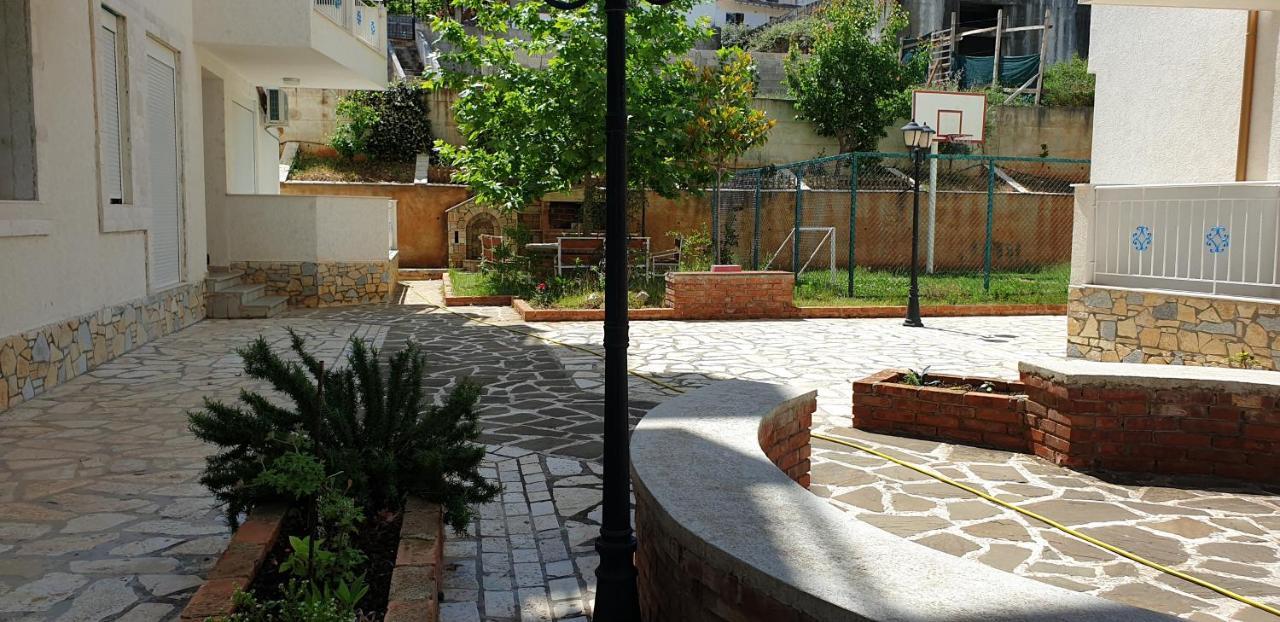 Redsun Apartment Avlonya Dış mekan fotoğraf